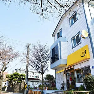 Ganderak Guest house
